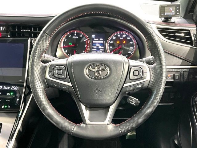 594d66296bd8777eb57ef94bf61e4349.jpg
