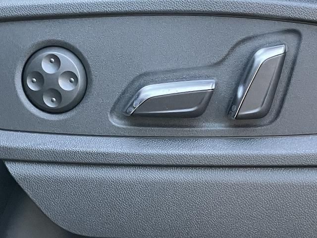 ff8eaa1e91787f23ea262c95f5b014a4.jpg