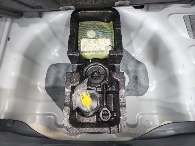 lotterental_104046680_3m1Ht_8.jpg
