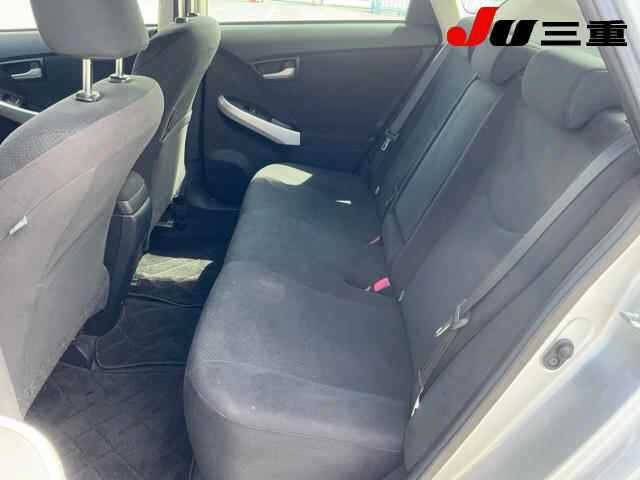 03cef132c1a45e8761e404eaa4c7a95c.jpg