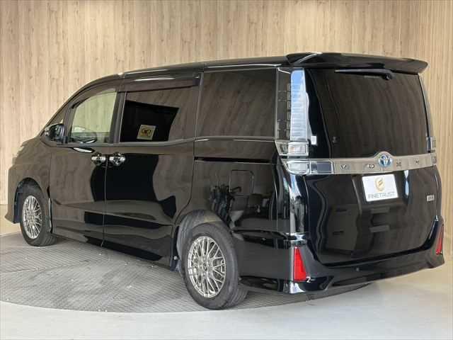 29e3a06aaaefe299ea2d1e3d42e51d95.jpg