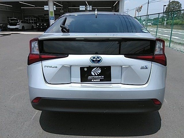 f4456cae6e1a21f5a57864ad58eca850.jpg
