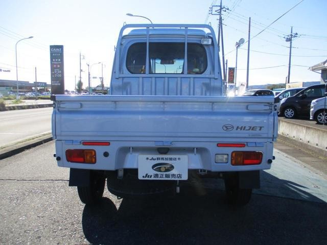 925dd4bd86ded605a3898e088f7f3330.jpg