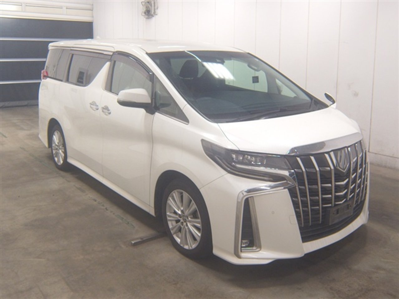 2019 Toyota Alphard Standard for sale in Kenya