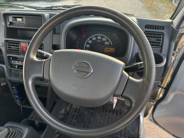 0303432A30261018W00117.jpg