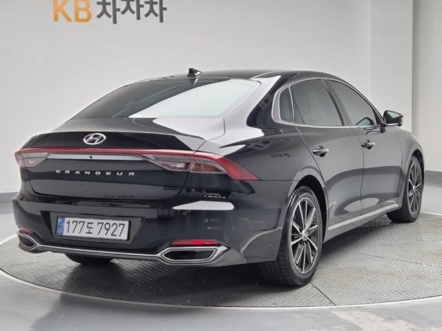 5111502195R3.jpg