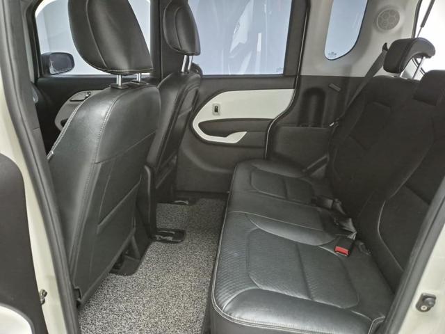 5121003044R12.jpg