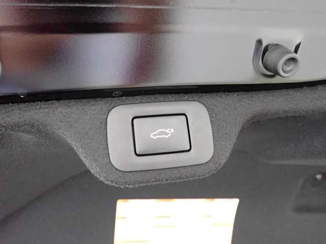 b35ee6cdaa057f5bf574edd80f2f5ff9.jpg