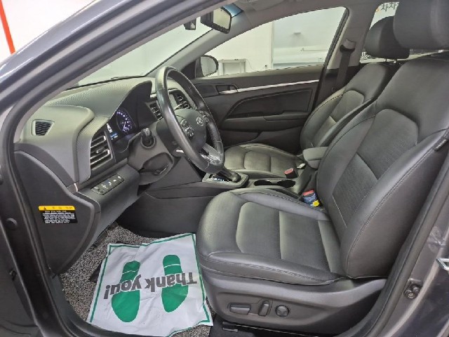 6071501677R11.jpg
