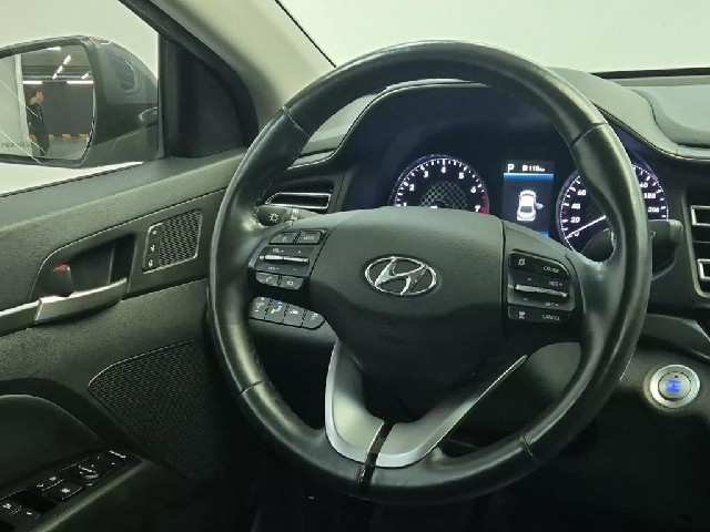 6071501677R9.jpg