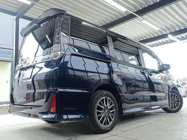 a6307de22cc4e80c9861b44995104672.jpg