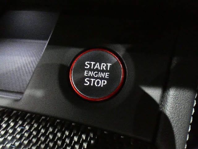 ee54ab459f064e959556bf979bd43981.jpg