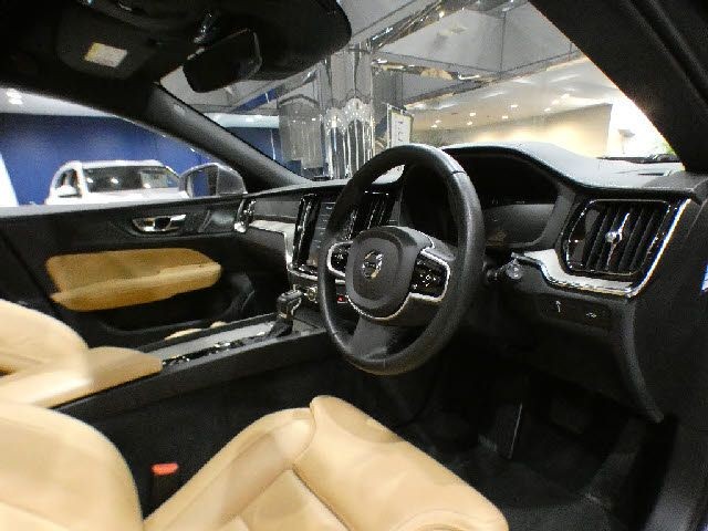 13e54f04284966cb37ecbdd578b2294d.jpg