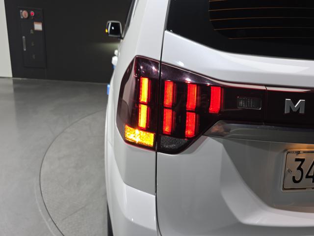 ed523b308339bb52d9a6532ea392f571.jpeg