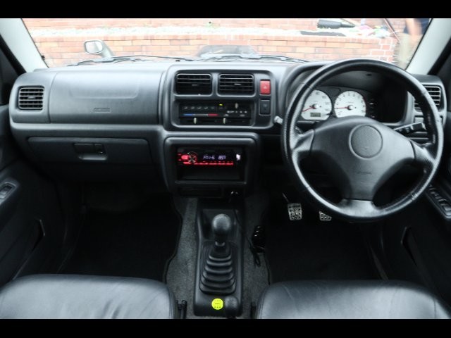 9d3ac505af1c479bcd107965e032ce3a.jpg