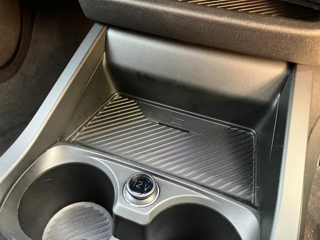 156e18020e57e3662581f708400111e0.jpg