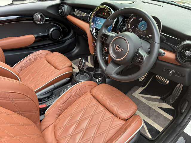 fbc9f157d854469ecca77ad357d99d38.jpg