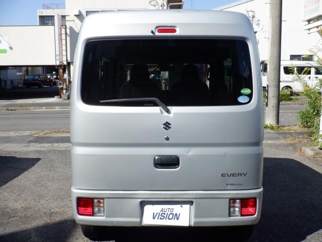 0208004A30261008W00107.jpg