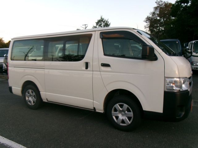 6bd595530f9cccf5709c51fea93f9800.jpg