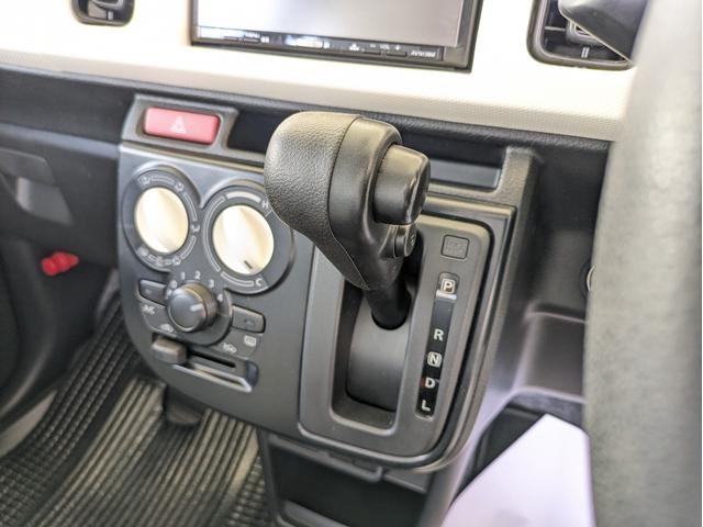 1300369A20260828G00310.jpg
