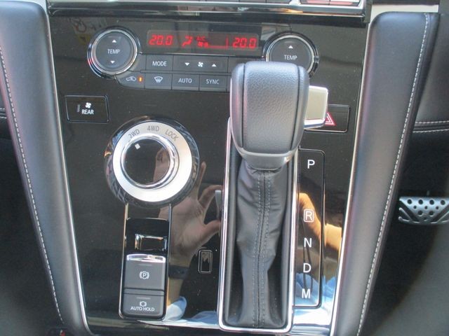f4366de3ec84a8382b8b608488f14182.jpg