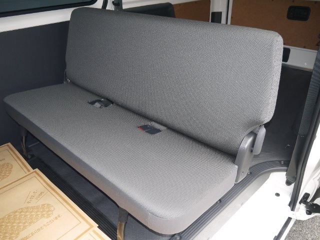 eaf3d140f6ea68f84bb72f9068e97195.jpg