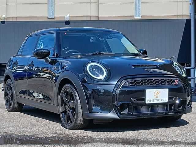 be2d540f37db53ec4477fcd4ddd3febe.jpg