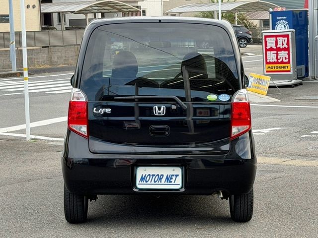 9eebf5d15e15014b0d4bcb70861dc14f.jpg