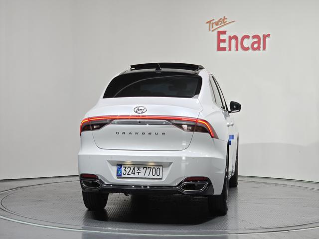 e10b9483fb5487bf55350eaaa4cef818.jpg