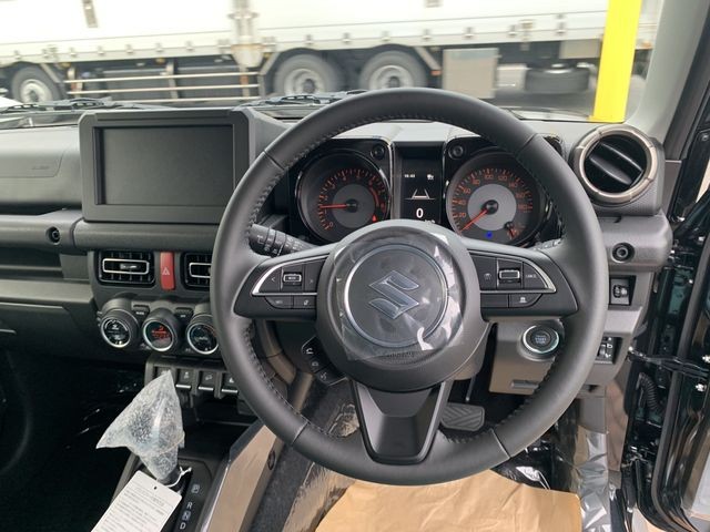 7e8533d3e8b744a97dcfd2e5f79cba60.jpg