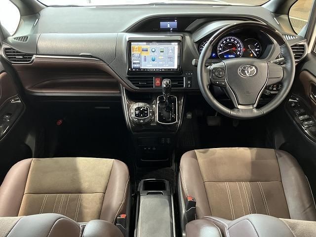 e50ebee10d618d019714ffd136f9020f.jpg