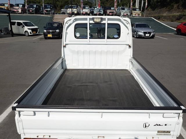 fdfe9235efed805f250615124342d84d.jpg