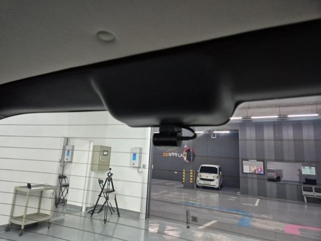 6051001634R18.jpg