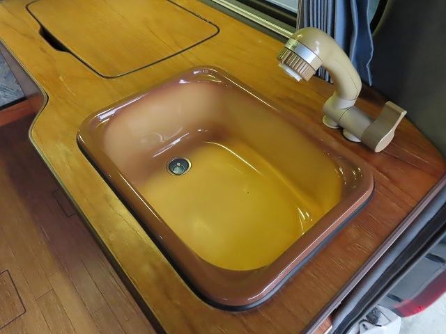 0403010A30260927W00112.jpg