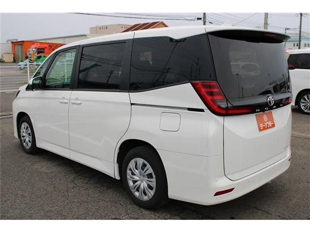 318eebe89a9ffbac2c25d35561c90866.jpg
