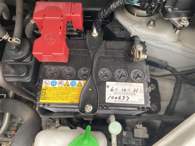 0404638A30260703W00106.jpg