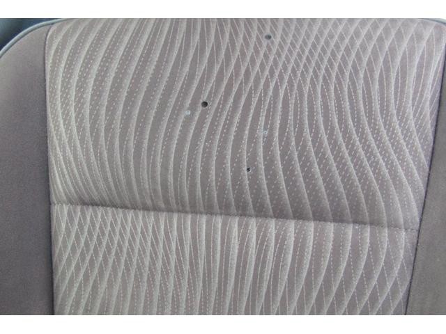 0121136A30260706W00217.jpg