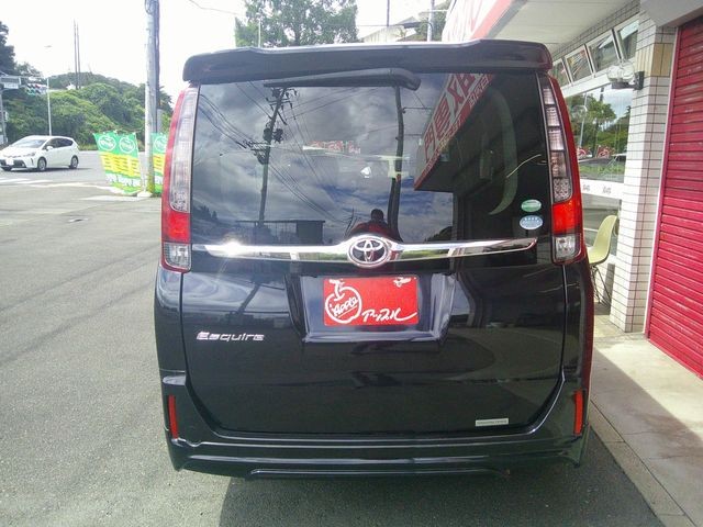 6edaf20f3159dca33306c72aef6812aa.jpg