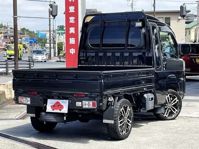 f8ee9e55b821e0e81683a3e1f574ce74.jpg