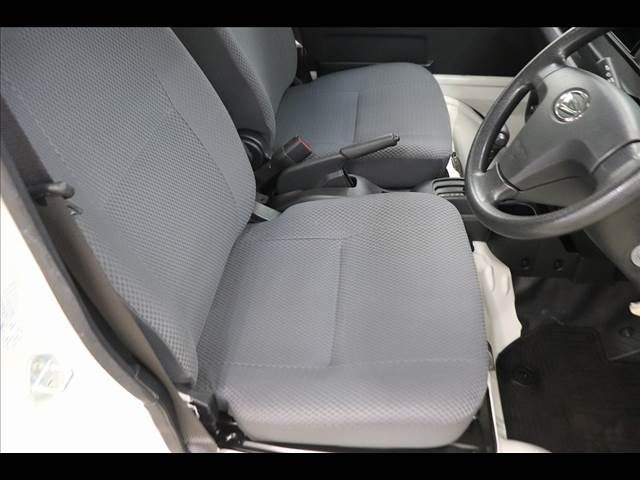 86b8dd3a80a5a3cb2ab010c32ca1f341.jpg