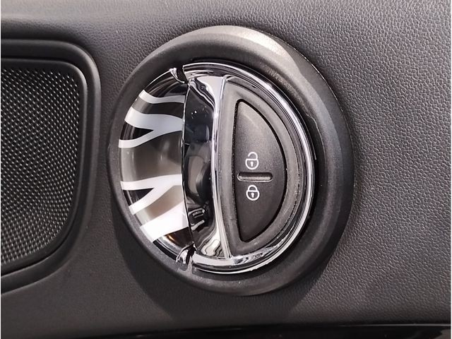 877152205391ef8832e50b5848d4a932.jpg