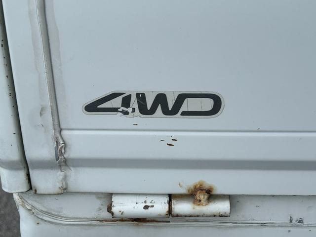1301154A30260925W00217.jpg