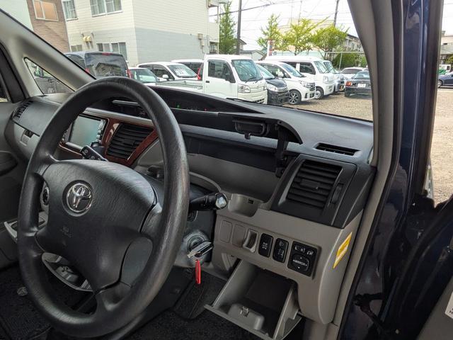 0940058A30260603W00201.jpg