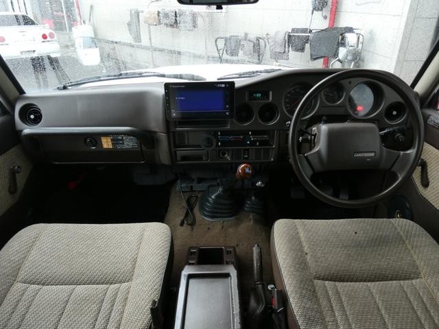 0404010A30261005W00202.jpg