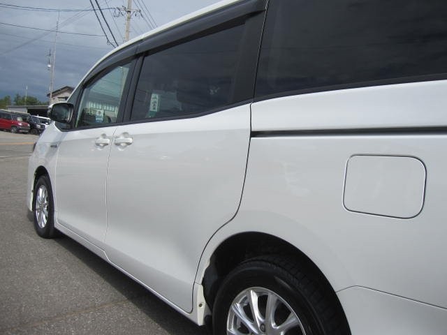 eb03bf0f77aa38fd31514fc0cdaa2200.jpg