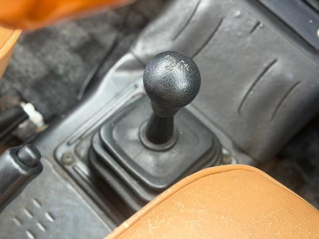 0520440A30261001W00117.jpg