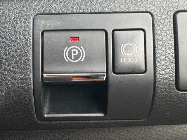 0125822A30260715W00111.jpg