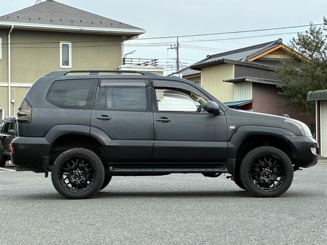 0541130A30261004W00209.jpg