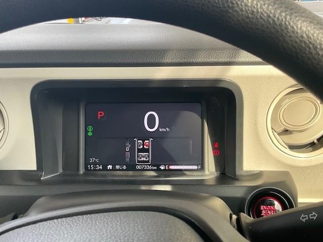 3000582A30260920W00103.jpg