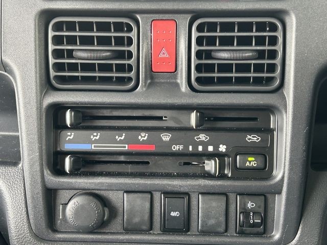 4a1843ab6b53e2372048b3ab5ea168f8.jpg